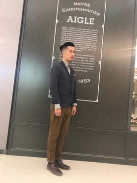 「initial（イニシャル）のアイテム（テーラードジャケット）」を使った、Johnnyさん（メンズ・181cm）の春コーディネート