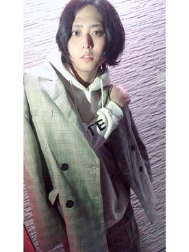 「韓国」｜「アイテム（セットアップ）」を使った、AK1H1K0さん（メンズ・186cm）の秋コーディネート