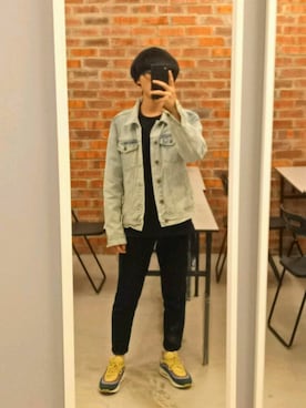 「Champion（チャンピオン）のアイテム（ヘアアクセサリー）」を使った、Vvei Yeoさん（メンズ・163cm）の春コーディネート