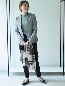 「アイテム（ノーカラージャケット、グレー系）」を使った、Yamaさん（レディース・160cm）の秋コーディネート