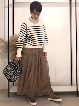 「green label relaxing（グリーンレーベルリラクシング）のアイテム（スニーカー）」を使った、Yamaさん（レディース・160cm）の秋コーディネート