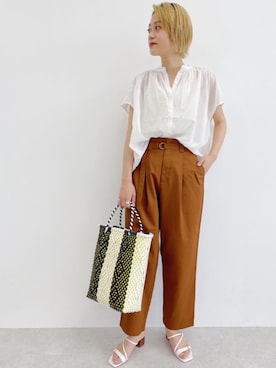 「green label relaxing（グリーンレーベルリラクシング）のアイテム（その他パンツ）」を使った、Yamaさん（レディース・160cm）の春コーディネート