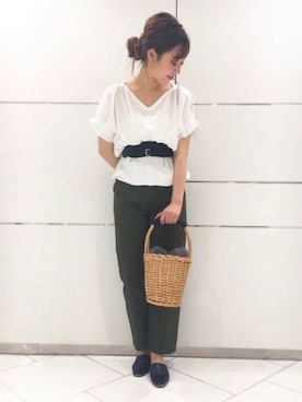 「JEANASIS（ジーナシス）のアイテム（かごバッグ）」を使った、JEANASIS 和歌山ミオ店STAFFさん（レディース・160cm）の夏コーディネート