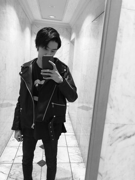「AZUL by moussy（アズールバイマウジー）のアイテム（ライダースジャケット）」を使った、ぱおぱおさん（メンズ・168cm）の冬コーディネート