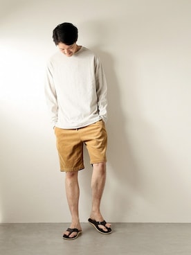 「ISLAND SLIPPER（アイランドスリッパ）のアイテム」を使った、ARAさん（メンズ・175cm）の夏コーディネート