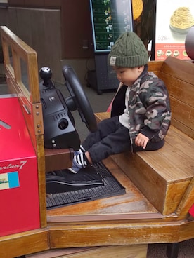 「GLOBAL WORK（グローバルワーク）のアイテム（スタジャン）」を使った、ranrenさん（キッズ・90cm）の冬コーディネート