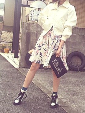 「Katie（ケイティ）のアイテム（バッグ）」を使った、riiiinaさん（レディース・160cm）の冬コーディネート