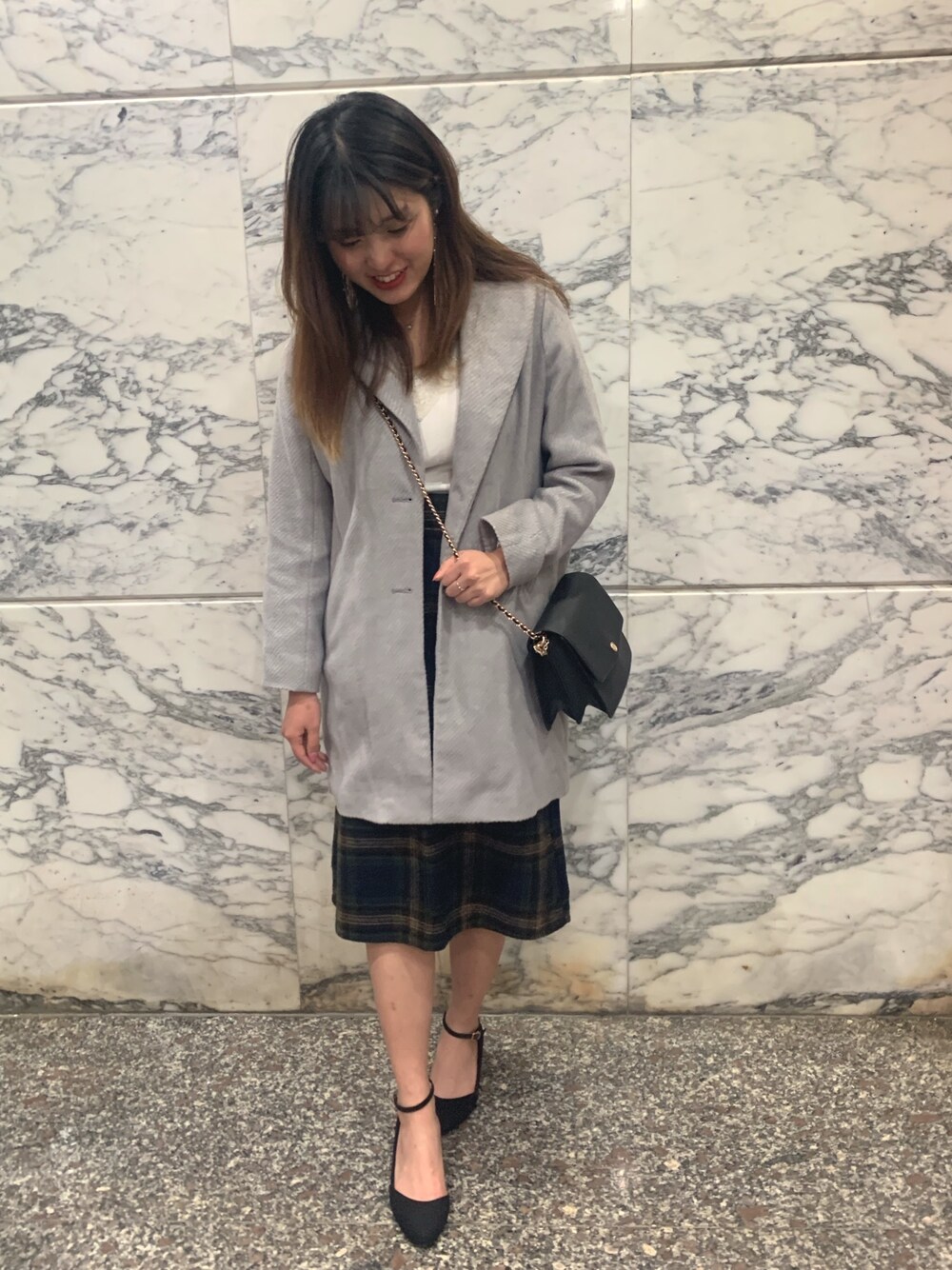 「ootd、日系極簡、女人味」｜「RETRO GIRLのアイテム（チェスターコート、グレー系）」を使った、sybilさん（レディース・165cm）の冬コーディネートの1枚目の写真