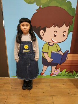 「5（ファイブ）のアイテム（サロペット/オーバーオール）」を使った、kromさん（キッズ・110cm）の冬コーディネート