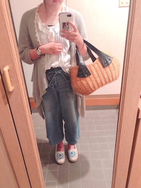 「GAP（ギャップ）のGap ハイライズ デニムキュロット（デニムパンツ、ブルー系）」を使った、kazuhaさん（レディース）の春コーディネート