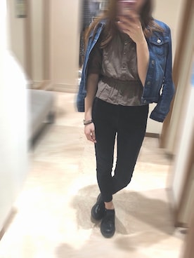 「アイテム（その他トップス、ブラウン系）」を使った、erikaさん（レディース・165cm）の春コーディネート