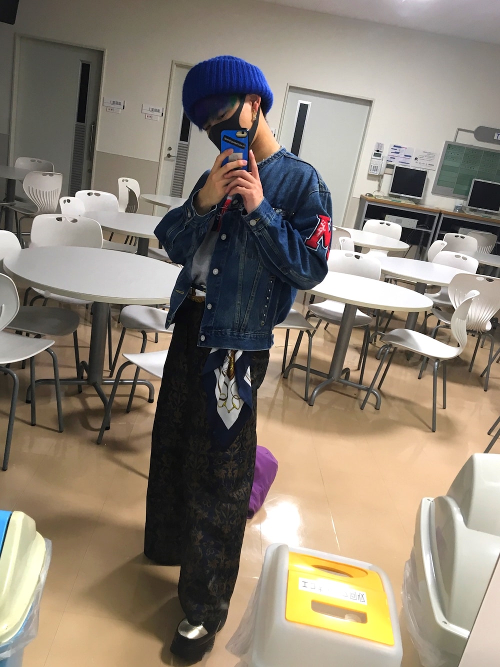 「秋のコーデ、今日のコーデ、カジュアルコーデ、fashion、レディース、moussy、stussy、低身長、柄パンツ、デニム」｜「MOUSSYのアイテム（デニムジャケット、ブルー系）」を使った、快晴(Kaisei)さん（メンズ・163cm）の秋コーディネートの1枚目の写真