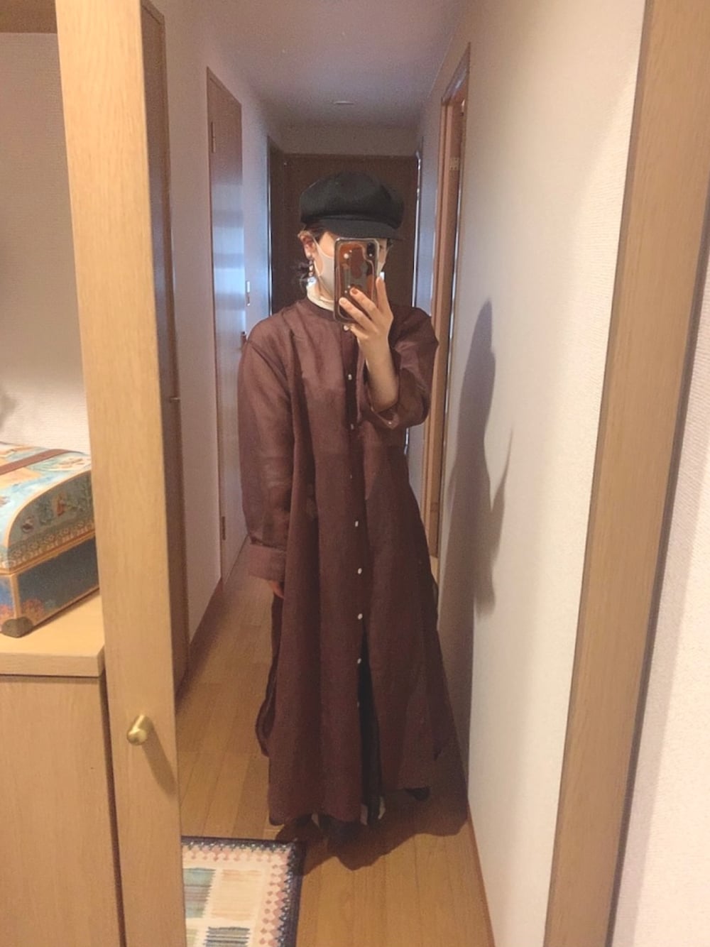 「秋服、大人カジュアル」｜「BEAMSのアイテム（シャツワンピース、ブラウン系）」を使った、mojoさん（レディース・157cm）の秋コーディネートの1枚目の写真