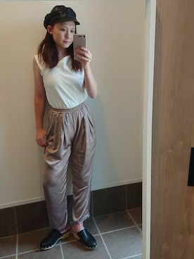 「サテンパンツ」｜「アイテム（キャスケット）」を使った、Atさん（レディース・161cm）の夏コーディネート