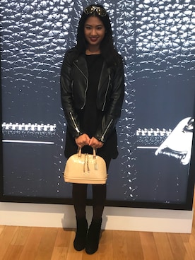 「COACH」｜「アイテム（ライダースジャケット）」を使った、Jassi Shakyaさん（レディース・153cm）の冬コーディネート