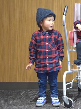 「Moujonjon（ムージョンジョン）のアイテム（デニムパンツ）」を使った、ichi-naccoさん（キッズ・90cm）の冬コーディネート