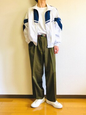 「アイテム（ナイロンジャケット、ホワイト系）」を使った、yeongさん（メンズ・169cm）の春コーディネート