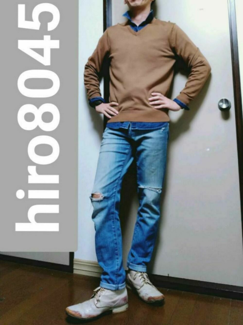 「UNIQLO、デニムシャツ、デニムパンツ、ブーツ、シンプル、シンプルコーデ、はるコーデ、カジュアル、オトナカジュアル、お洒落さんとつながりたい」｜「MIHARAYASUHIROのアイテム（ブーツ、ホワイト系）」を使った、hiro8045さん（メンズ・170cm）の春コーディネートの1枚目の写真