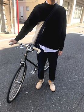 「AlexanderLeeChang（アレキサンダーリーチャン）のアイテム（トートバッグ）」を使った、Nebanoさん（メンズ・172cm）の春コーディネート