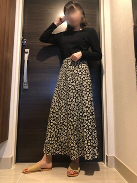 「ユニクロ」｜「アイテム（サンダル）」を使った、はなさん（レディース・159cm）の春コーディネート