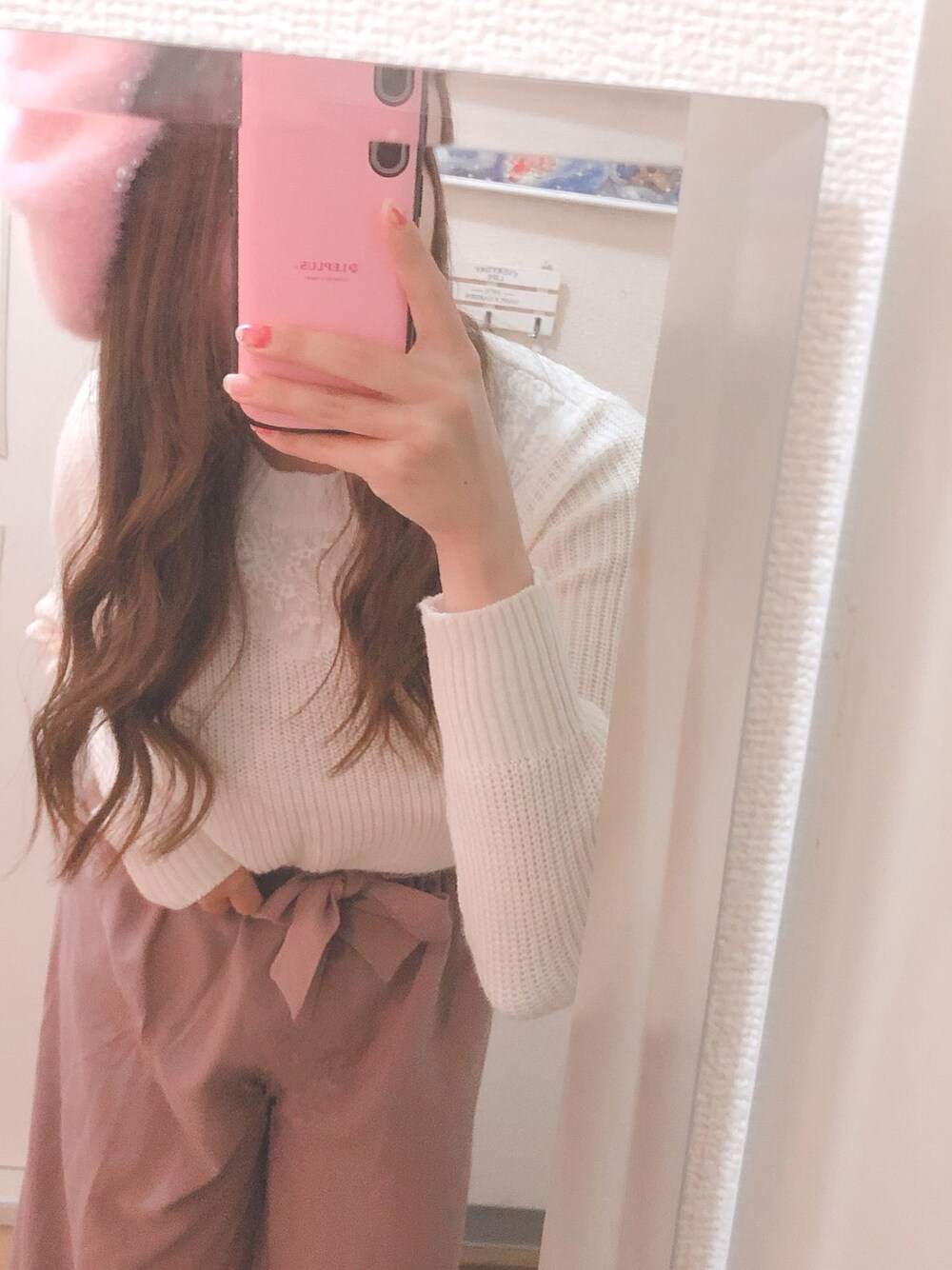 「楽チンコーデ、シンプル」｜「dazzlinのアイテム（ニット/セーター、ホワイト系）」を使った、@rimaeriさん（レディース・163cm）の冬コーディネートの1枚目の写真