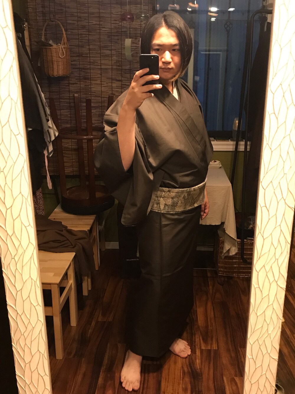 「ブラウン、ブラウンコーデ、茶色、秋コーデ、秋服、着物、スネーク柄、ヘビ柄、ベージュ、オータムカラー」｜「山椒庵のアイテム（和装小物、ベージュ系）」を使った、ハマ兄さん（メンズ・165cm）の秋コーディネートの1枚目の写真