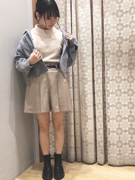 「earth music&ecology（アースミュージックアンドエコロジー）のアイテム（ブーツ）」を使った、めーさん（レディース・158cm）の冬コーディネート
