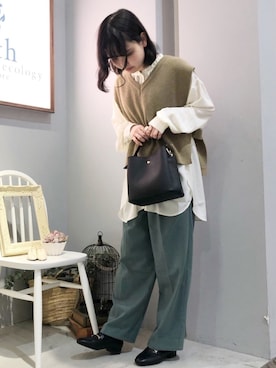 「earth music&ecology（アースミュージックアンドエコロジー）のORiental TRaffic ビットローファー●＊（ローファー）」を使った、めーさん（レディース・158cm）の冬コーディネート