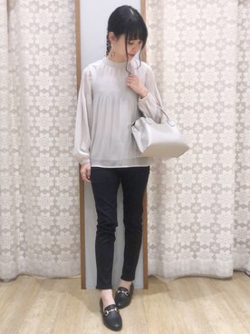 「earth music&ecology（アースミュージックアンドエコロジー）のスキスキスキニー（カラー）＊（その他パンツ）」を使った、めーさん（レディース・158cm）の秋コーディネート