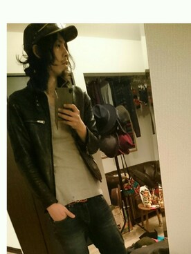 「JOURNAL STANDARD（ジャーナルスタンダード）のアイテム（ライダースジャケット）」を使った、blackyossyさん（メンズ・175cm）の春コーディネート