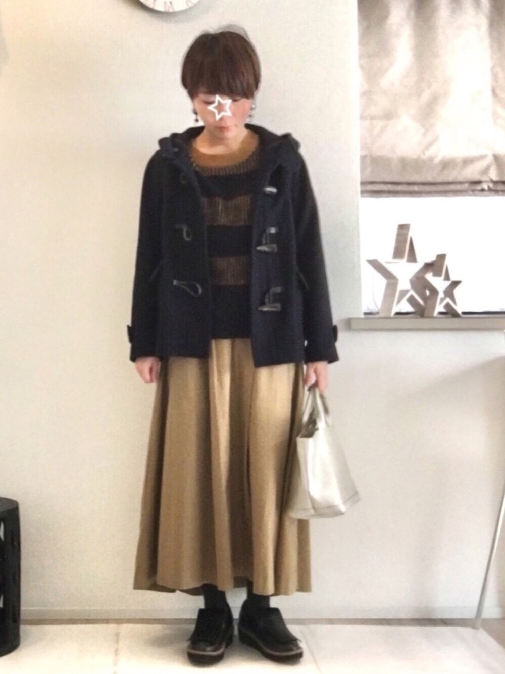 「休日スタイル、大人カジュアル、ダッフルコート、ショートダッフル、ロングスカート、チノスカート、冬、タッセルローファー」｜「JOURNAL STANDARDのメルトンショートダッフル_#（ダッフルコート、ブルー系）」を使った、jemilemoさん（レディース・153cm）の冬コーディネートの1枚目の写真