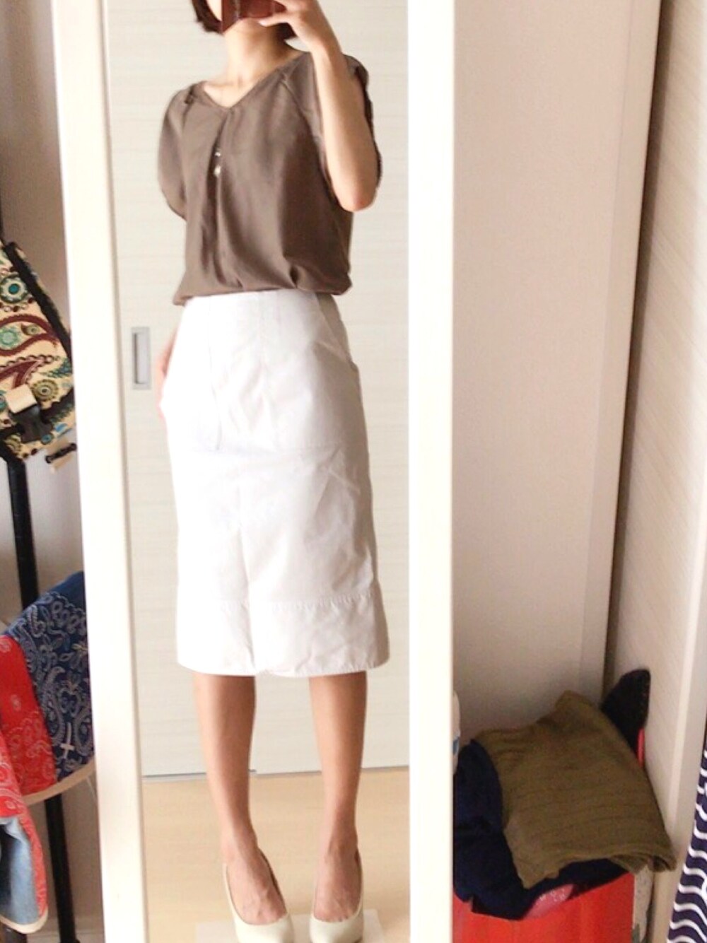 「大人コーデ、美容院」｜「URBAN RESEARCHのアイテム（スカート、ベージュ系）」を使った、グリさん（レディース・166cm）の夏コーディネートの1枚目の写真