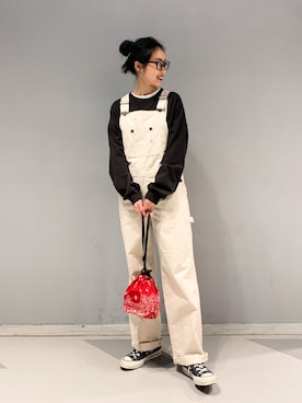 「アイテム（オールインワン・サロペット）」を使った、motomiさん（レディース・164cm）の春コーディネート