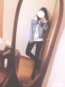 「アイテム（デニムジャケット）」を使った、ѕніиои(16)さん（レディース・158cm・10代）の冬コーディネート