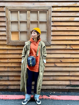 「ハイウエストデニム」｜「アイテム（その他アウター）」を使った、Mirandaさん（レディース・166cm）の冬コーディネート