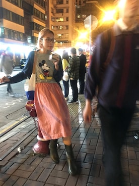 「GUコーデ」｜「アイテム（レインシューズ）」を使った、JWさん（レディース・170cm）の春コーディネート