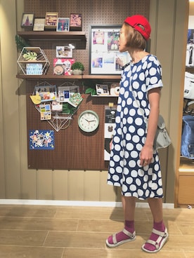 「SAINT JAMES（セントジェームス）のアイテム（帽子）」を使った、JWさん（レディース・170cm）の夏コーディネート