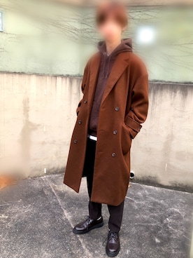 「CASPER JOHN（キャスパージョン）のCasper John　メルトンダブルチェスターコート（チェスターコート、ブラック系）」を使った、ユウさん（メンズ・168cm）の冬コーディネート