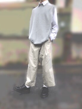 「remer（リメール）のloose knit best / ルーズニットベスト（ベスト、グレー系）」を使った、ユウさん（メンズ・168cm）の春コーディネート