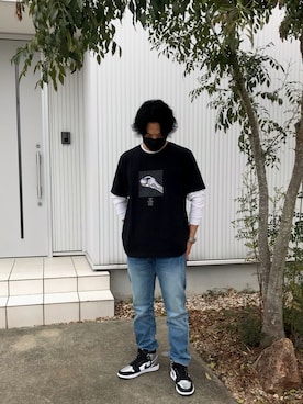 「アイテム（デジタル腕時計）」を使った、竜司さん（メンズ・173cm）の春コーディネート