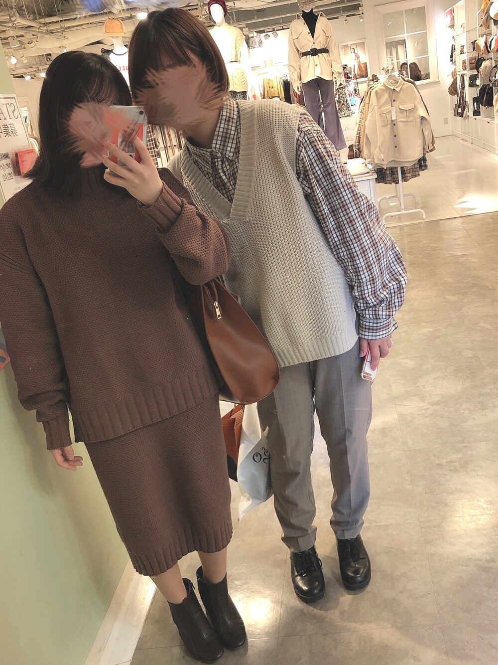 「プチプラコーデ、ブラウンコーデ、GRL、シンプル、低身長」｜「GRLのトップス×タイトスカートニットセットアップ（ニット/セーター、ブラウン系）」を使った、aさん（レディース・150cm）の秋コーディネートの1枚目の写真