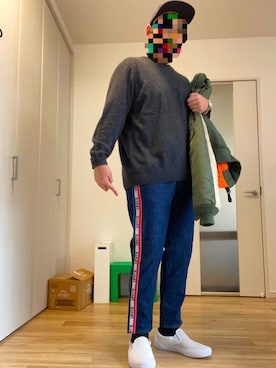「GOODENOUGH（グッドイナフ）のアイテム（MA-1）」を使った、八木さん（メンズ・178cm）の冬コーディネート