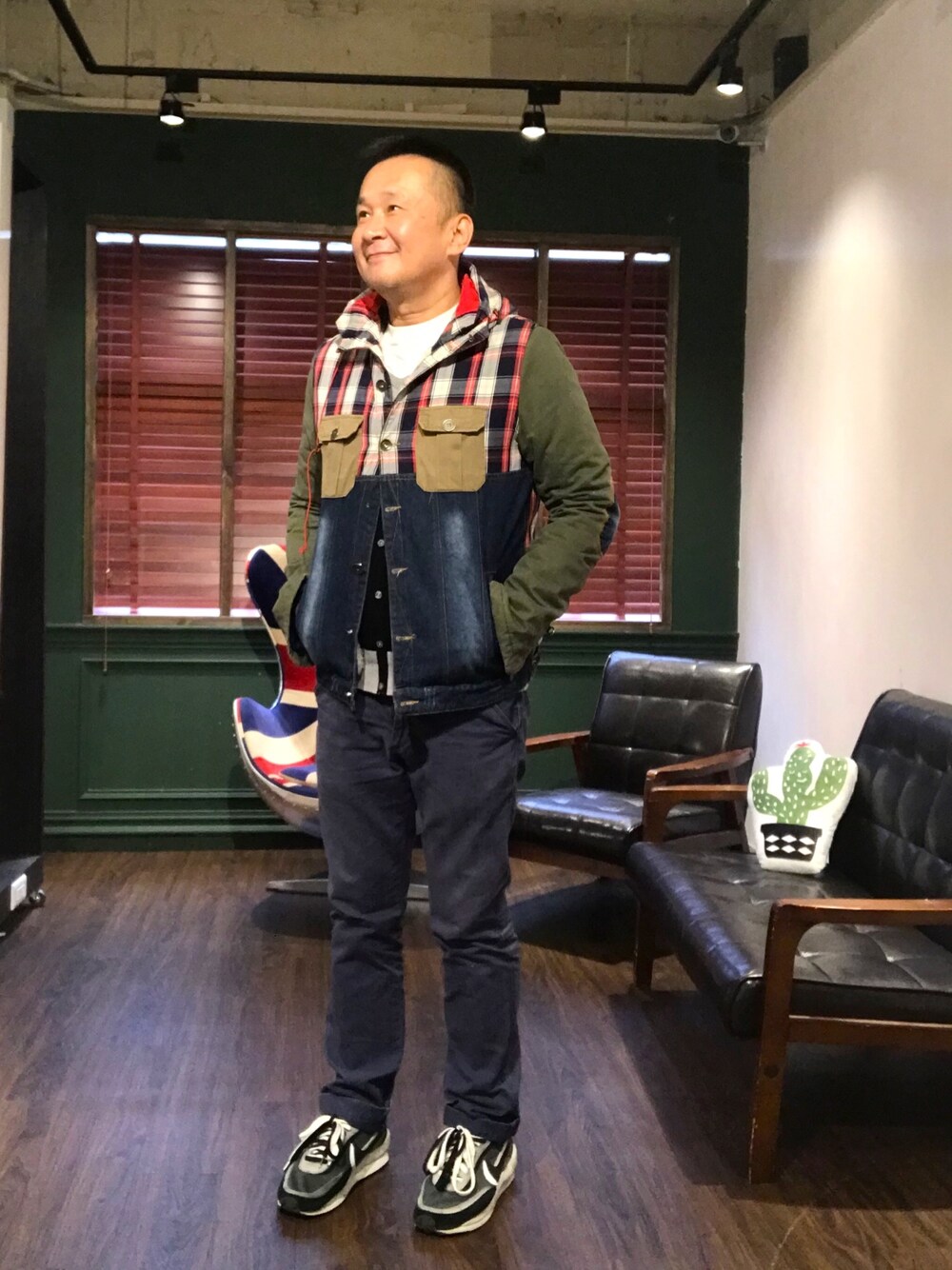 「DSQUARED2、armaniexchange、sacai nike」｜「DSQUARED2のアイテム（デニムジャケット、その他）」を使った、Daniel丹老爺さん（メンズ・176cm）の春コーディネートの1枚目の写真