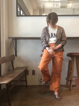 「NOMBRE IMPAIR（ノンブルアンペール）のツイルヴィンテージ ２タックトラウザーパンツ（その他パンツ、オレンジ系）」を使った、kamata.さん（レディース・158cm）の夏コーディネート