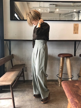 「FIL DE FER（フィルデフェール）の先染めチェック ハイウエストツータックパンツ（その他パンツ、グリーン系）」を使った、kamata.さん（レディース・158cm）の秋コーディネート