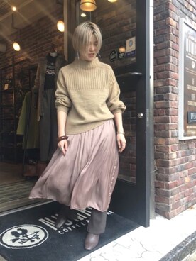 「NOMBRE IMPAIR（ノンブルアンペール）のカットソーリブ スリットパンツ（その他パンツ、グレー系）」を使った、kamata.さん（レディース・158cm）の冬コーディネート