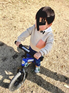 「MIKI HOUSE（ミキハウス）のアイテム（デニムパンツ）」を使った、takatoyukiさん（キッズ・90cm）の春コーディネート