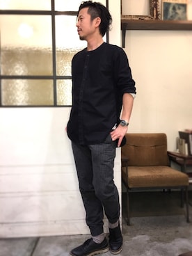 「アイテム（アナログ腕時計）」を使った、別宮聖一 ( ベックセイイチ )さん（メンズ・169cm）の冬コーディネート