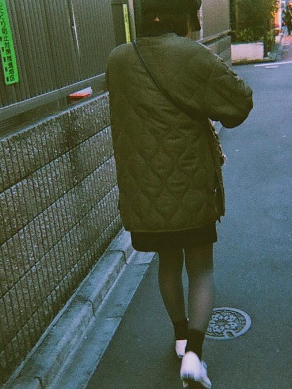 「ootd、wcloset、UNIQLO、グレータイツ」｜「w closetのキルティングライナー風ジャケット（ジャケット/アウター、グリーン系）」を使った、ゆんさん（レディース・160cm）の秋コーディネートの1枚目の写真