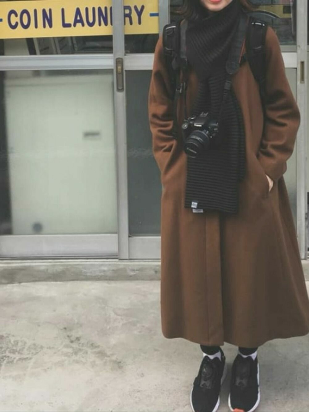 「yuni、designhousestockholm、PUMA、FOREVER 21、ootd」｜「FOREVER 21のアイテム（その他パンツ、ブラック系）」を使った、ゆんさん（レディース・160cm）の冬コーディネートの1枚目の写真